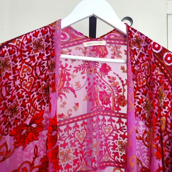 NWOT Urban Outfitters Fuschia Red Kimono, One Size - Picture 3 of 5